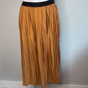 Cotelac Amber Pleated Midi Skirt EUC XL